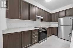 39 DELANO WAY | Newmarket Ontario | Slide Image Fifteen