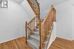 39 DELANO WAY | Newmarket Ontario | Slide Image Eighteen