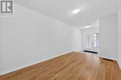 39 DELANO WAY | Newmarket Ontario | Slide Image Seven
