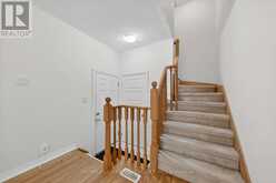 39 DELANO WAY | Newmarket Ontario | Slide Image Eight
