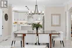 12 RODERICK COURT | Richmond Hill Ontario | Slide Image Thirteen