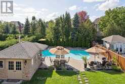 12 RODERICK COURT | Richmond Hill Ontario | Slide Image Three