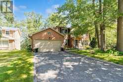 1 SUSAN PLACE | Barrie Ontario | Slide Image One
