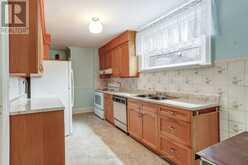 15 OAKVIEW AVENUE | Toronto Ontario | Slide Image Thirteen