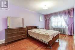 15 OAKVIEW AVENUE | Toronto Ontario | Slide Image Eighteen