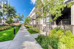 3 - 40 ED CLARK GARDENS BOULEVARD | Toronto Ontario | Slide Image Four
