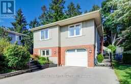 12 COBBLESTONE STREET | Kitchener Ontario | Slide Image Four
