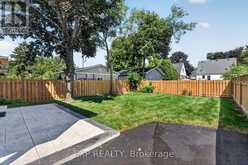 325 QUEENSDALE AVENUE E | Hamilton Ontario | Slide Image Forty-five