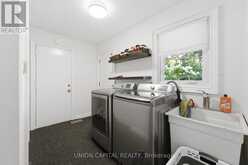 22 CYNTHIA CRESCENT | Richmond Hill Ontario | Slide Image Twelve