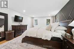 22 CYNTHIA CRESCENT | Richmond Hill Ontario | Slide Image Sixteen
