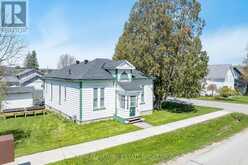16 PEEL STREET | Penetanguishene Ontario | Slide Image Two