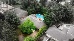 261 WALES CRESCENT | Oakville Ontario | Slide Image One