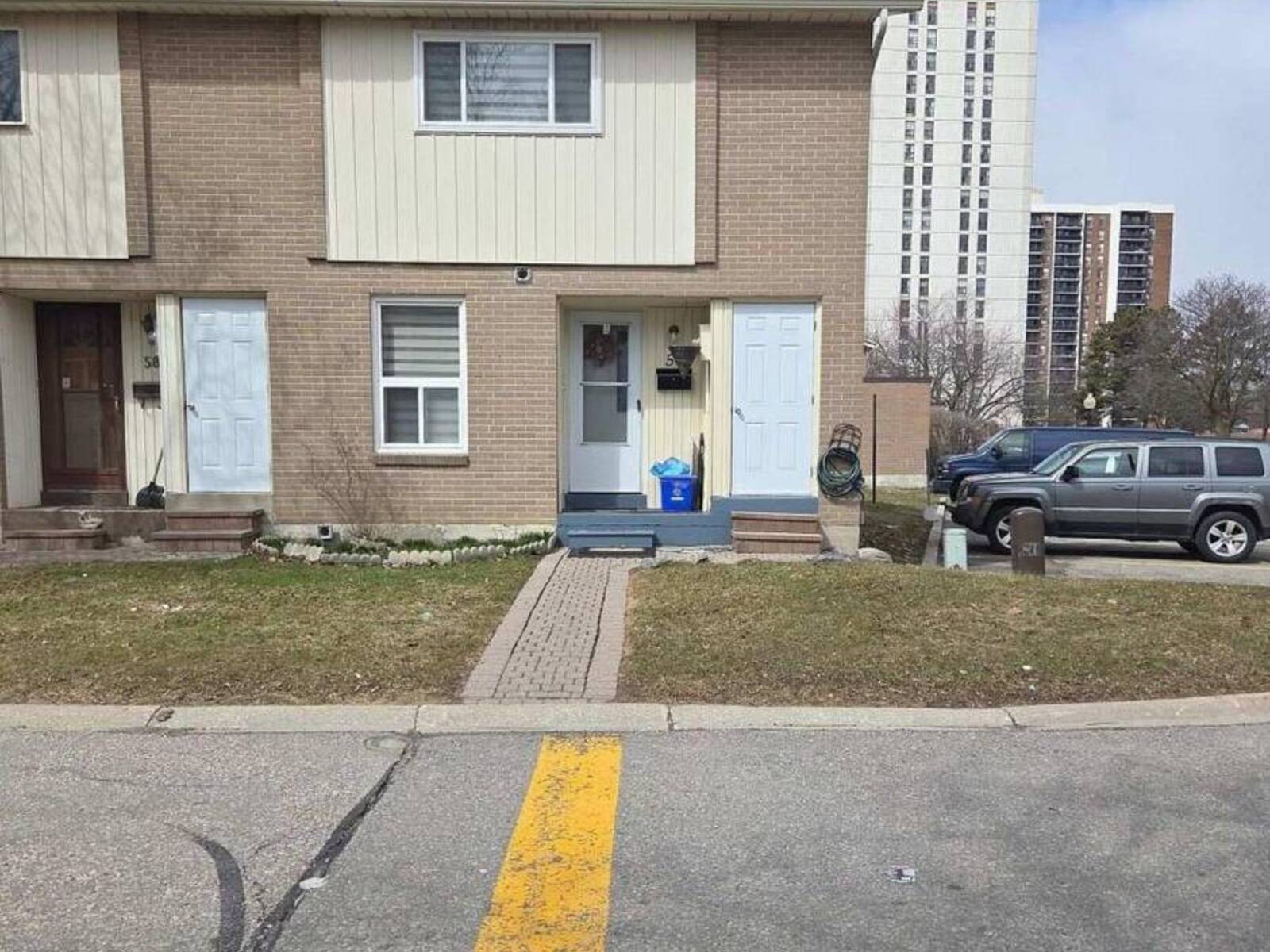 59 CRAIGLEIGH CRESCENT, Brampton, Ontario L6T 2E3