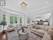 2121 BLACKFOREST CRESCENT | Oakville Ontario | Slide Image Sixteen