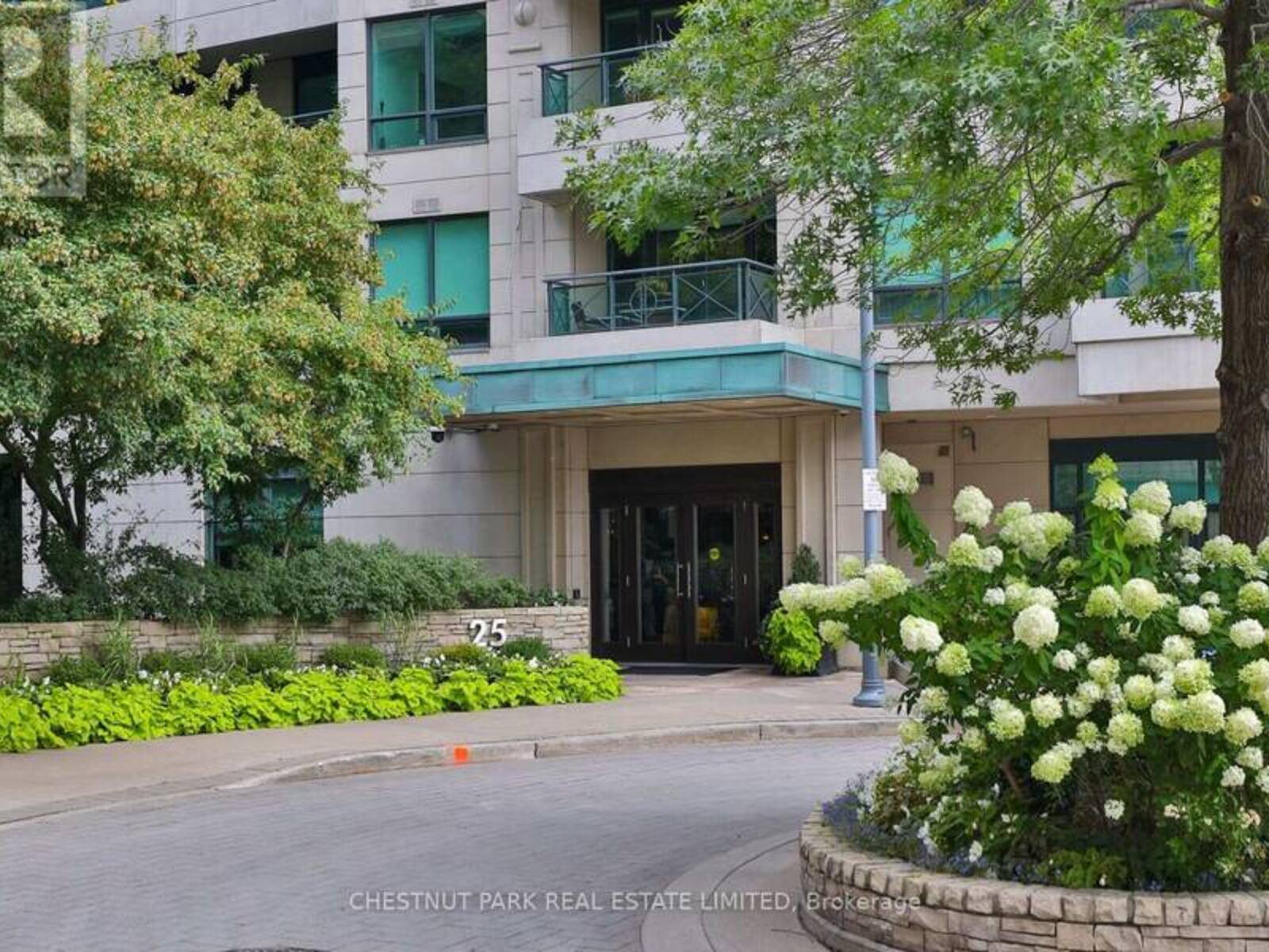 201 - 25 SCRIVENER SQUARE, Toronto, Ontario M4W 3Y6