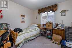 245 PRINGLE DRIVE | Barrie Ontario | Slide Image Sixteen