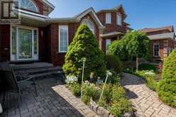 245 PRINGLE DRIVE | Barrie Ontario | Slide Image Two