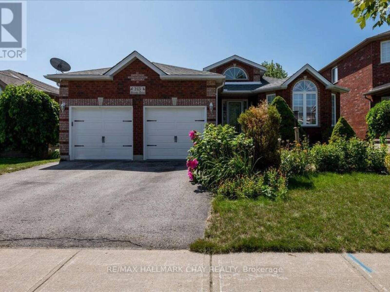 245 PRINGLE DRIVE, Barrie, Ontario L4N 0P4