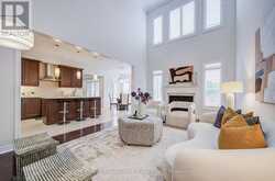 95 HOEY CRESCENT | Oakville Ontario | Slide Image Sixteen