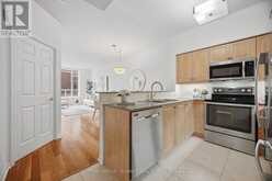 205 - 455 ROSEWELL AVENUE | Toronto Ontario | Slide Image Ten