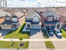 229 BLUE DASHER BOULEVARD | Bradford West Gwillimbury Ontario | Slide Image Three