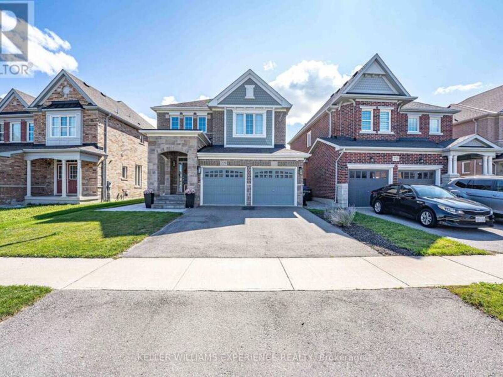 229 BLUE DASHER BOULEVARD, Bradford West Gwillimbury, Ontario L3Z 4H8