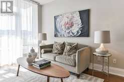 210 - 9 STOLLERY POND CRESCENT | Markham Ontario | Slide Image Ten