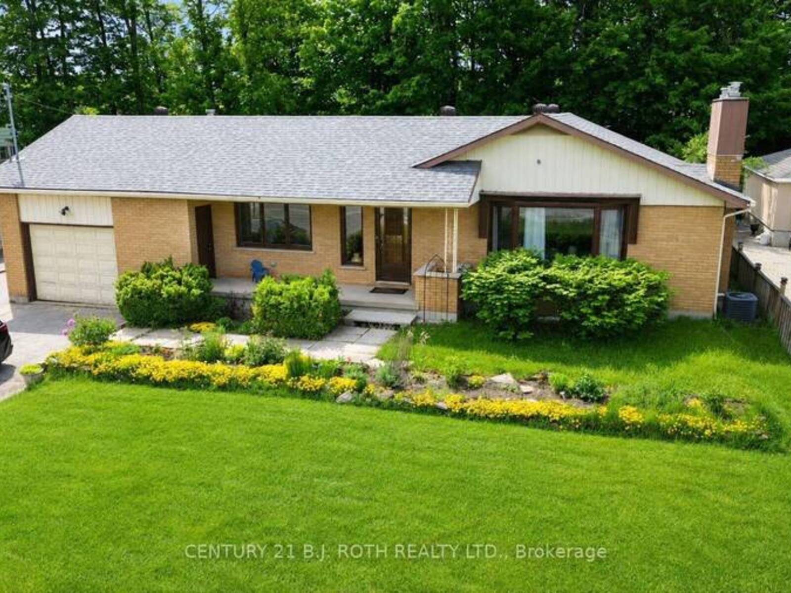 823 ESSA ROAD, Barrie, Ontario L4N 9G5