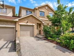 62 - 175 STANLEY STREET Barrie Ontario, L4M 6X9