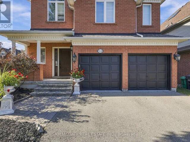 964 QUEEN STREET W Mississauga Ontario, L5H 4J7 - 4 Bedrooms Home For Sale