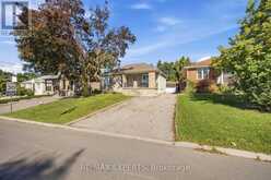 90 HEATHROW DRIVE | Toronto Ontario | Slide Image Thirty-three