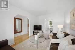 90 HEATHROW DRIVE | Toronto Ontario | Slide Image Seven