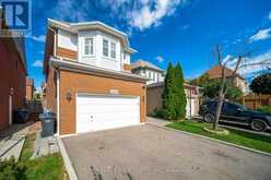 2485 STRATHMORE CRESCENT N | Mississauga Ontario | Slide Image Four