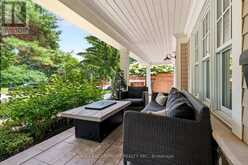 330 CAMELOT COURT | Burlington Ontario | Slide Image Four