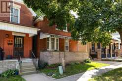 117 ARTHUR STREET | Brantford Ontario | Slide Image Three