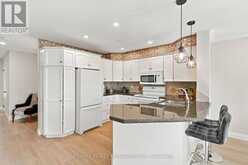 90 FOXBOROUGH DRIVE | Ancaster Ontario | Slide Image Eight