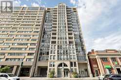 1801 - 388 BLOOR STREET E | Toronto Ontario | Slide Image Two