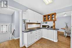 19 FAIRCREST AVENUE | Georgina Ontario | Slide Image Six
