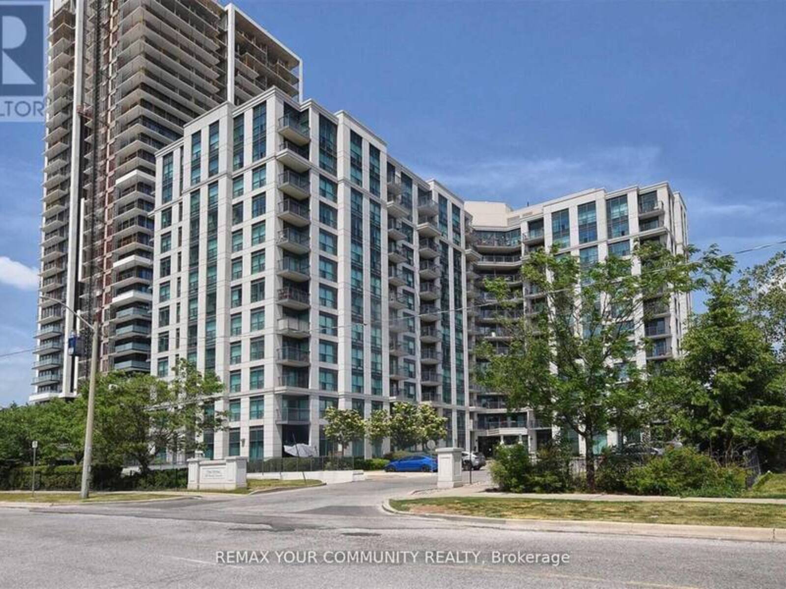 616 - 185 ONEIDA CRESCENT, Richmond Hill, Ontario L4B 0B1