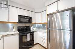 57 WINCHESTER TERRACE | Barrie Ontario | Slide Image Seven