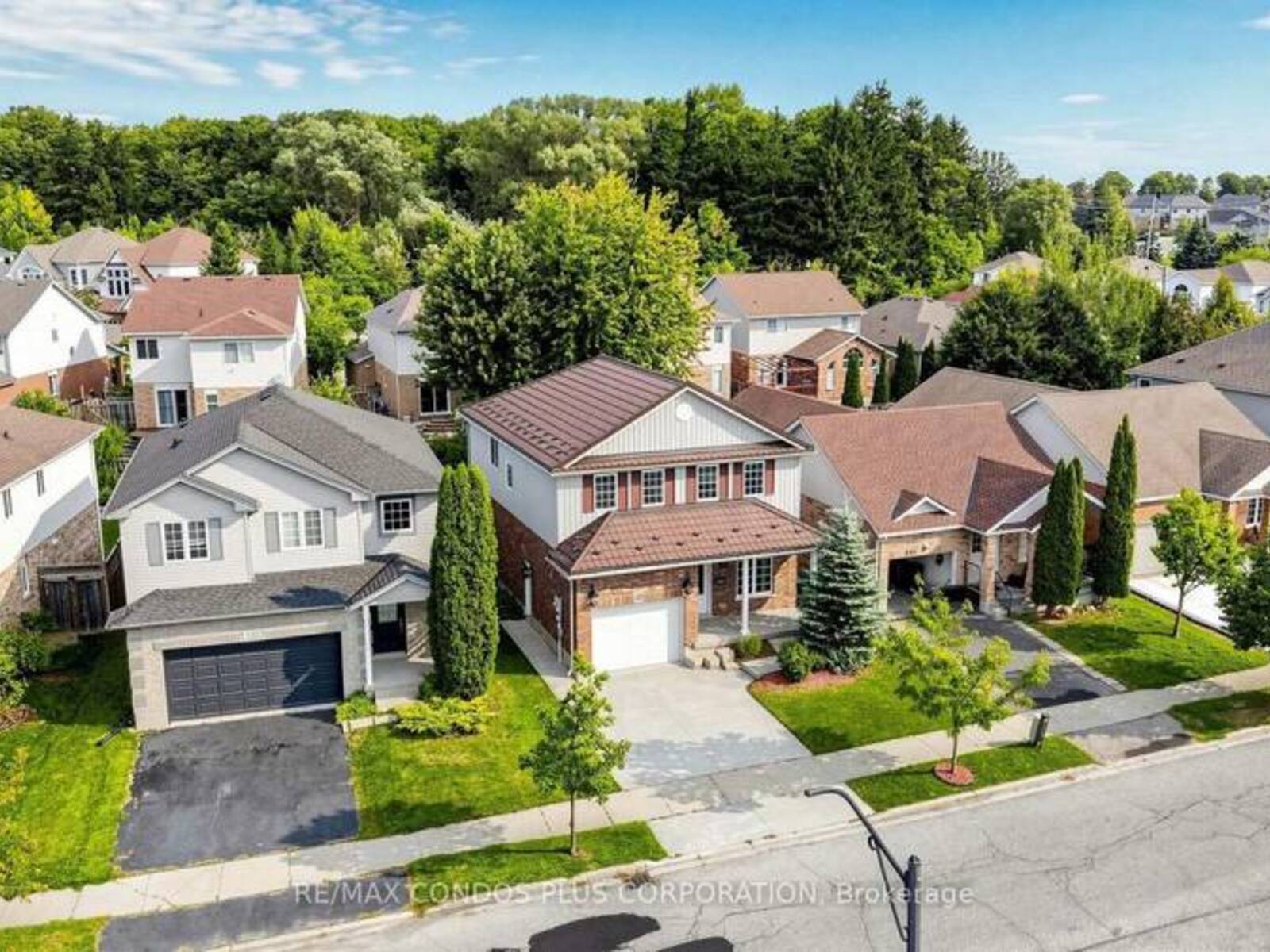 859 BRANDENBURG BOULEVARD, Waterloo, Ontario N2T 2X6