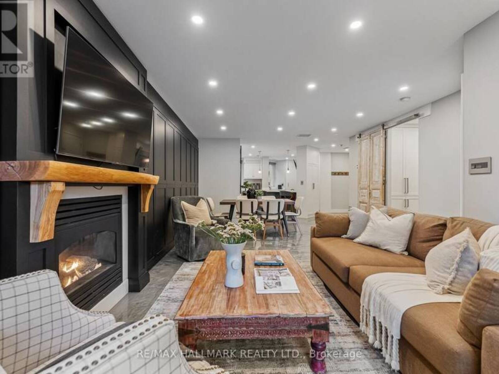 201 - 2365 QUEEN STREET E, Toronto, Ontario M4E 1H2