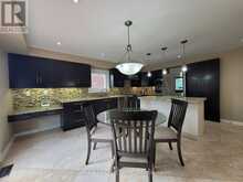 70 BILBERMAR DRIVE | Richmond Hill Ontario | Slide Image Sixteen
