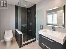 70 BILBERMAR DRIVE | Richmond Hill Ontario | Slide Image Thirty