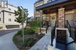 9 - 40 BAYNES WAY | Bradford West Gwillimbury Ontario | Slide Image Three
