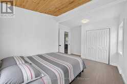 8 MYRTLE AVENUE | Oro-Medonte Ontario | Slide Image Thirteen