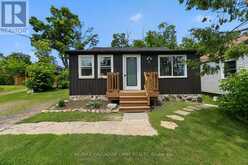 8 MYRTLE AVENUE | Oro-Medonte Ontario | Slide Image One