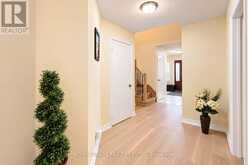 4550 KETTLEBY COURT | Mississauga Ontario | Slide Image Three