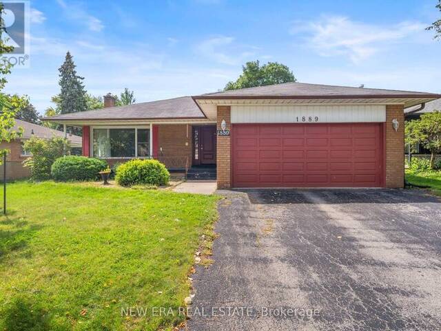 1889 STEEPBANK CRESCENT Mississauga Ontario, L4X 1T9 - 4 Bedrooms Home For Sale