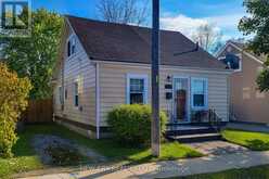 54 EIGHTH AVENUE | Brantford Ontario | Slide Image Three